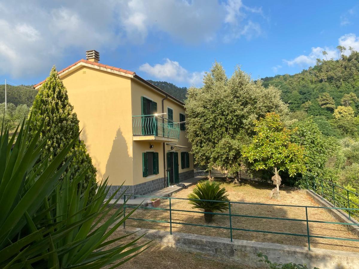 Appartamenti Borgo San Pietro Deiva Marina Exterior foto