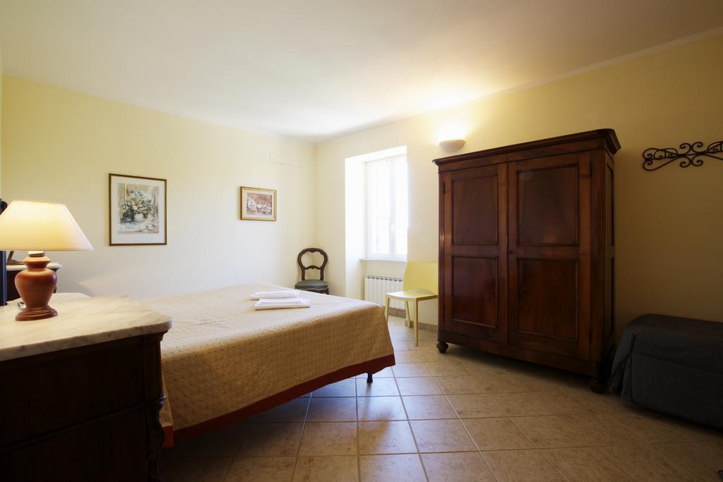 Appartamenti Borgo San Pietro Deiva Marina Exterior foto