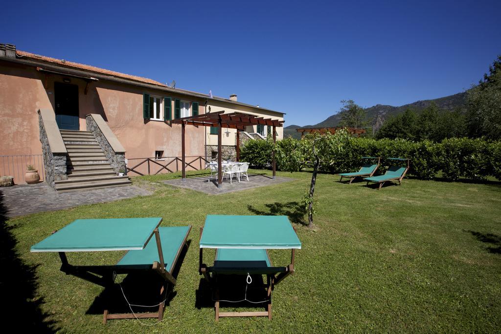 Appartamenti Borgo San Pietro Deiva Marina Exterior foto